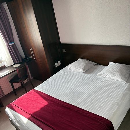 Cottage Logis Hotel - Restaurant Dudelange Luaran gambar