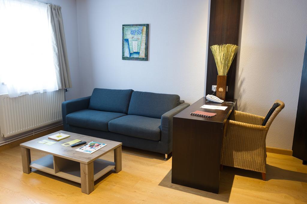 Cottage Logis Hotel - Restaurant Dudelange Luaran gambar
