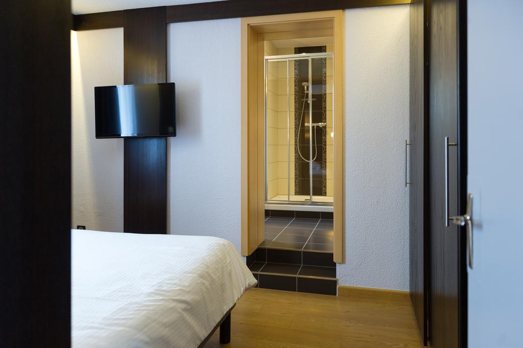 Cottage Logis Hotel - Restaurant Dudelange Luaran gambar