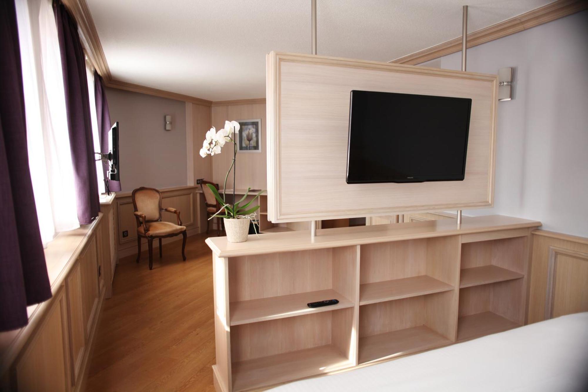 Cottage Logis Hotel - Restaurant Dudelange Luaran gambar