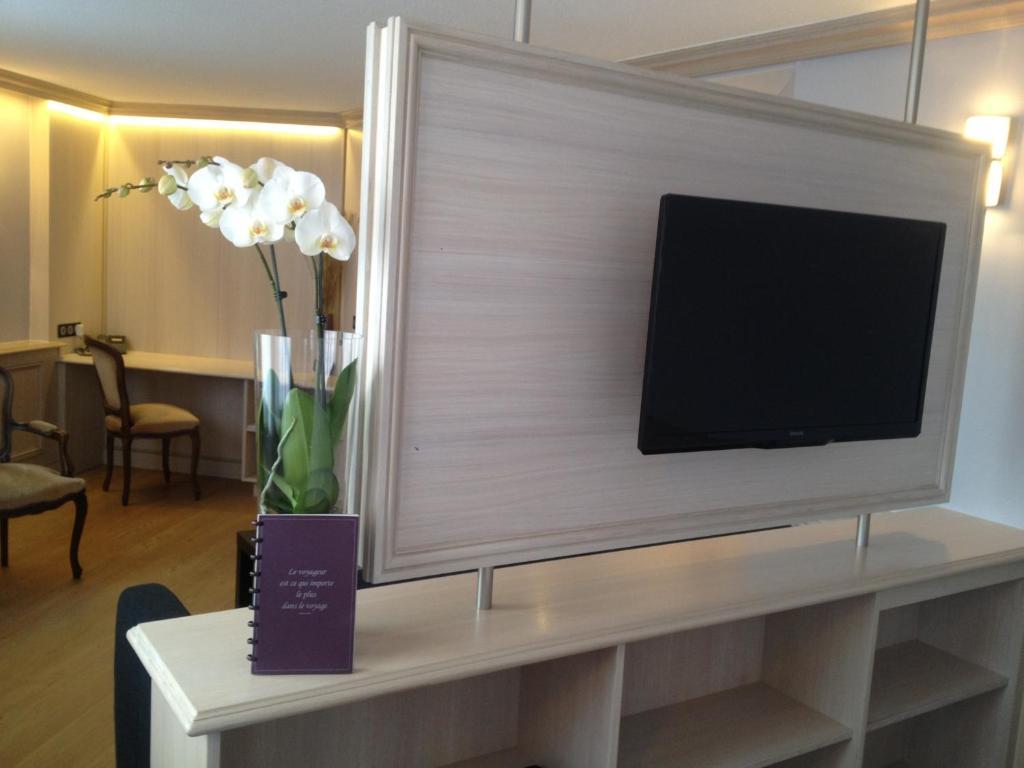 Cottage Logis Hotel - Restaurant Dudelange Bilik gambar